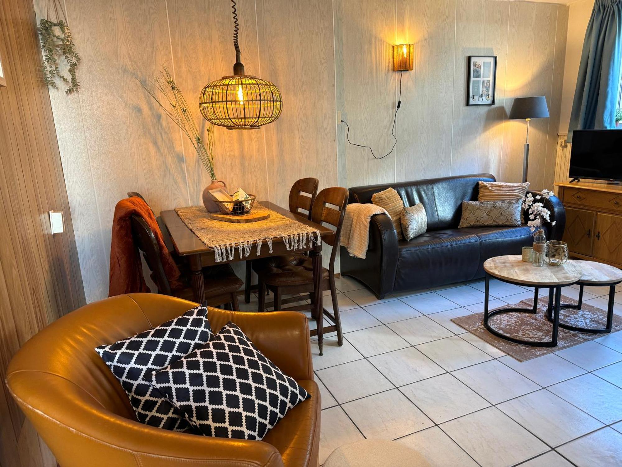 Aan Zee Apartment *