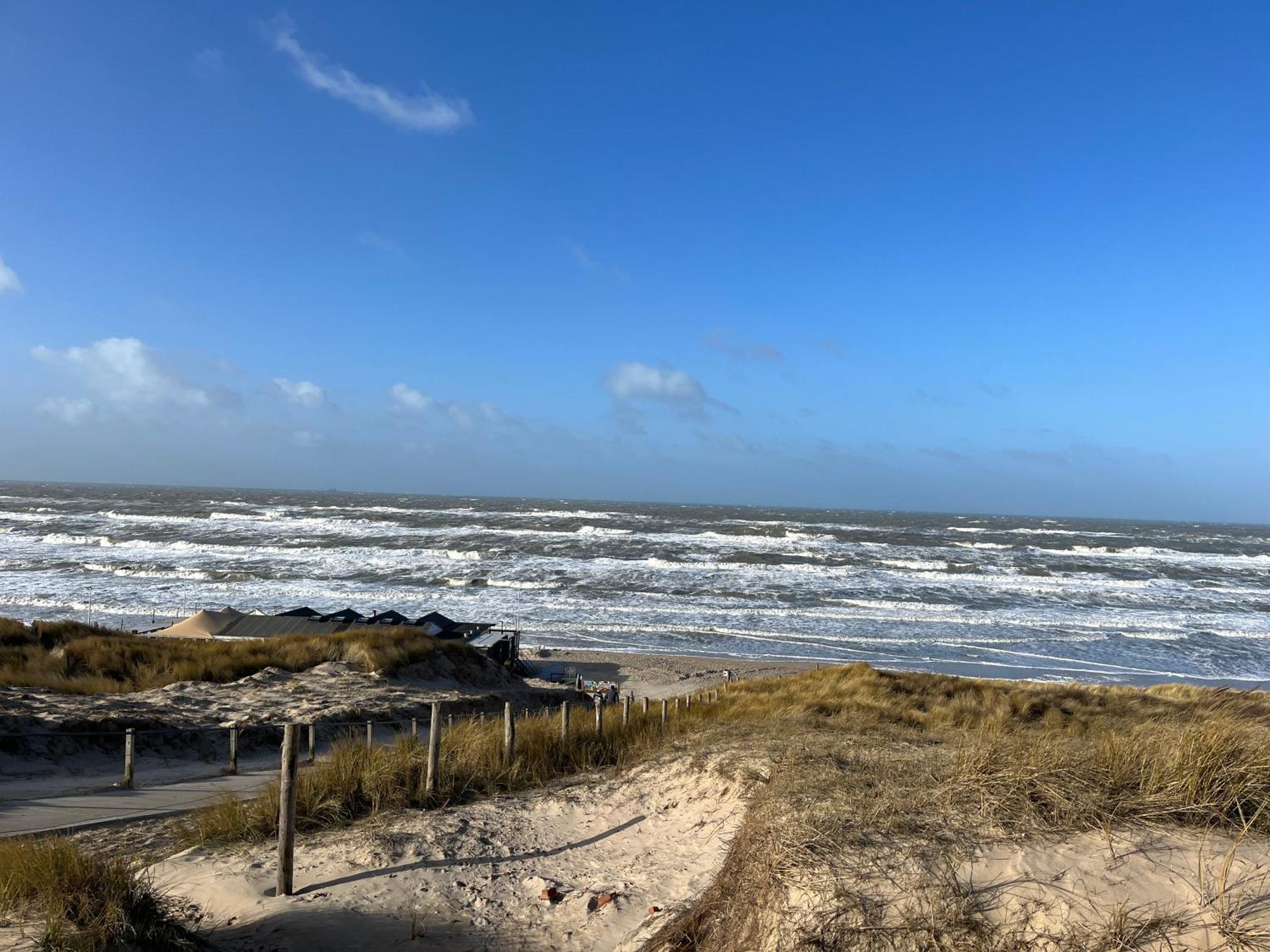 Aan Zee Apartment